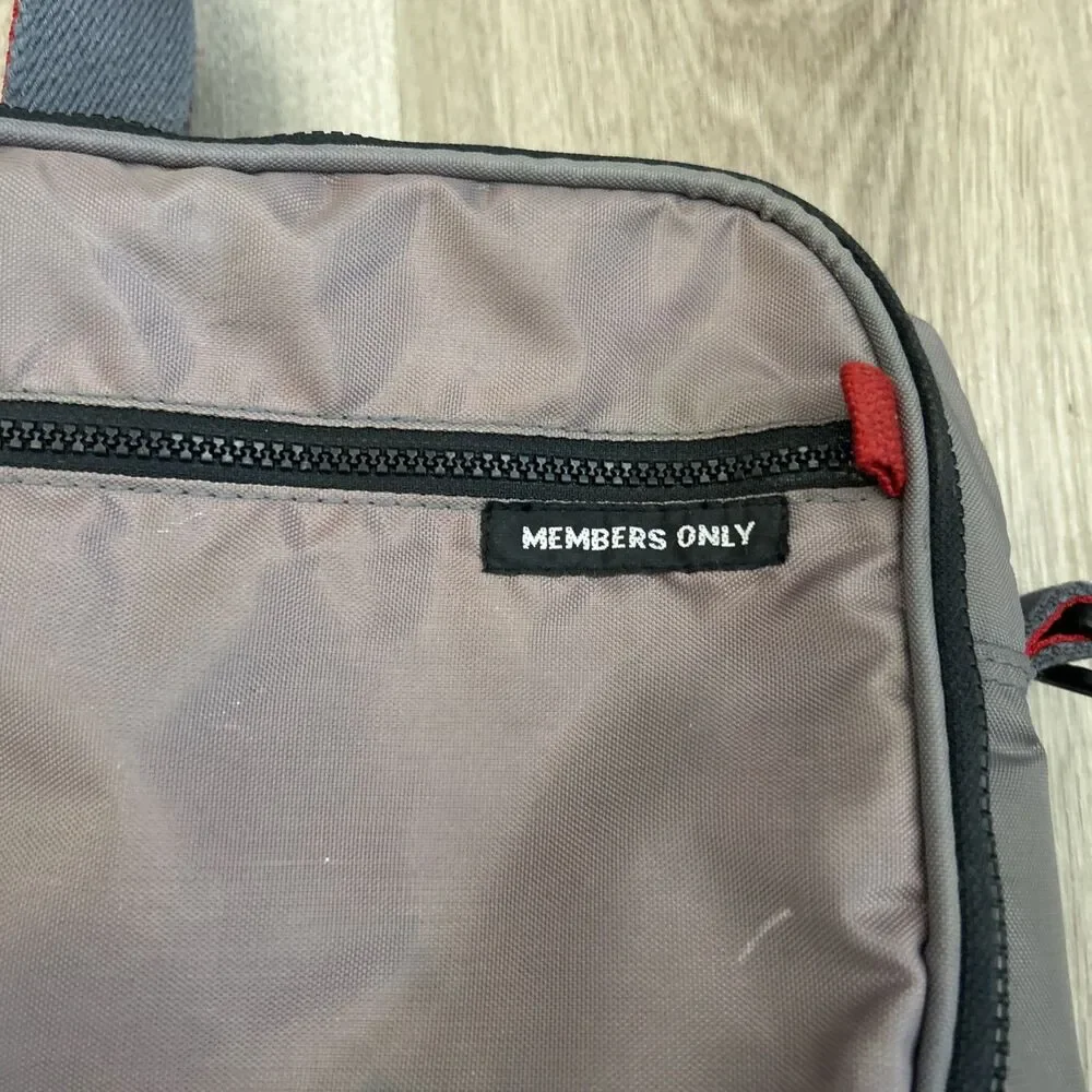 Members Only Duffle Bag Gray Messenger Y2K Straps Rainbow Tag 20x13x7 VTG READ